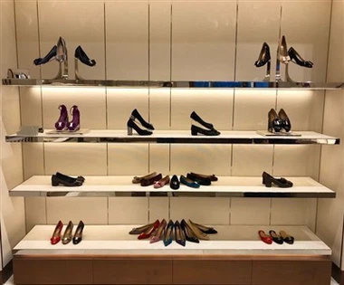 Kohandatud luksus käekoti kapp ja kaunistamine